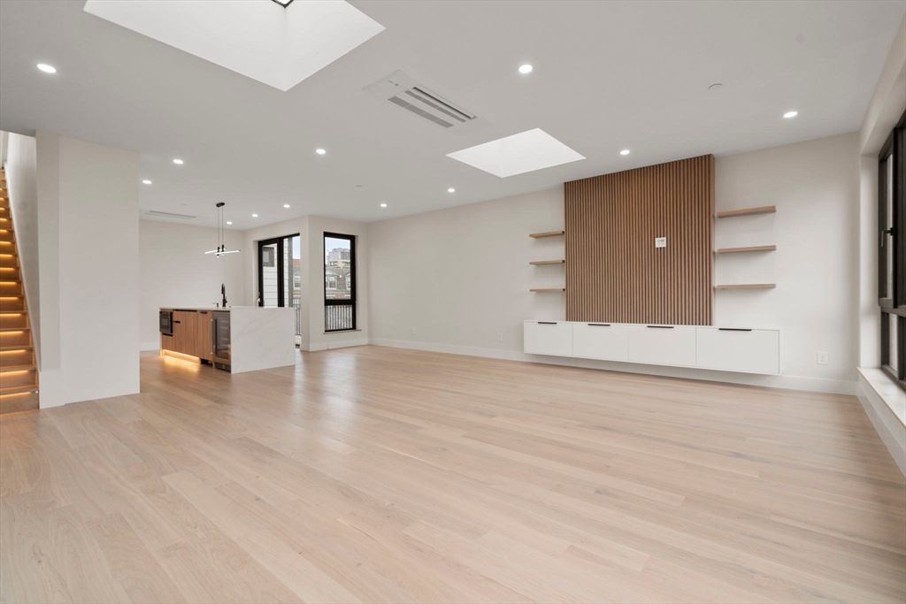 Empty room, Interior, Pendant Lights, Recessed Lighting, Wood Texture Flooring