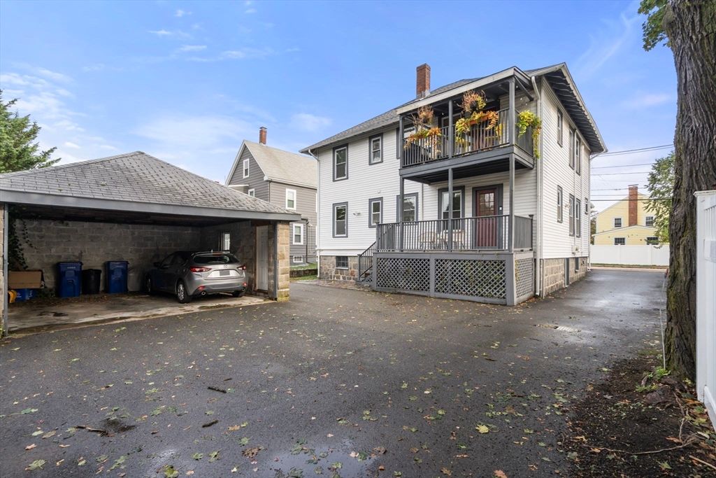 Backyard, Detached Garage, Exterior