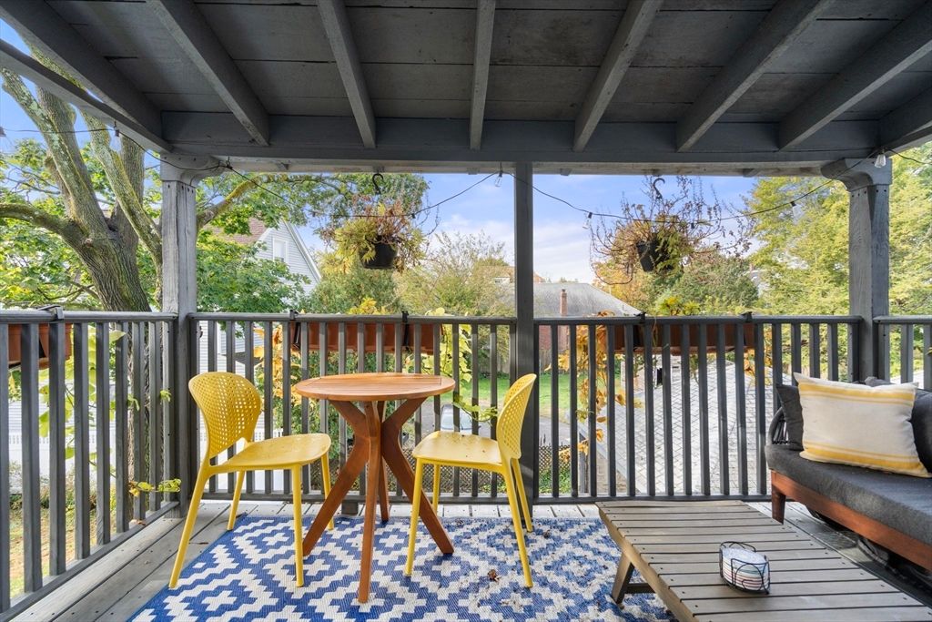 Exterior, Wood Texture Flooring