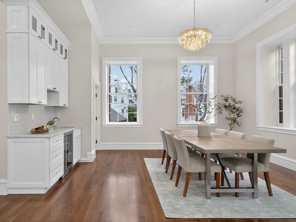Chandelier, Dining room, Interior, Kitchen, Pendant Lights, Wood Texture Flooring