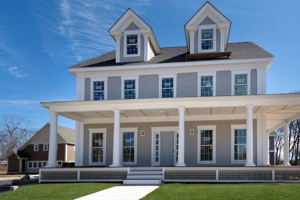 Exterior, Facade, Georgian