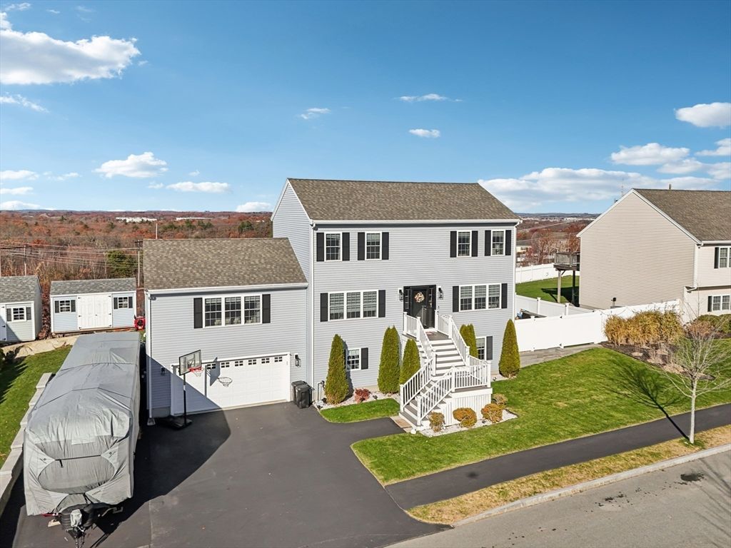 Attached, Exterior, Facade, Georgian