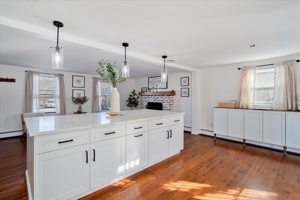 Interior, Kitchen, Pendant Lights, Recessed Lighting, Wood Texture Flooring