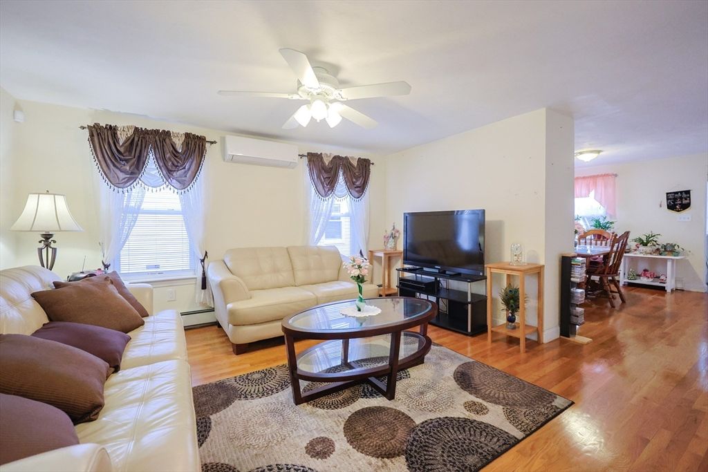 Dining room, Interior, Living room, Wood Texture Flooring