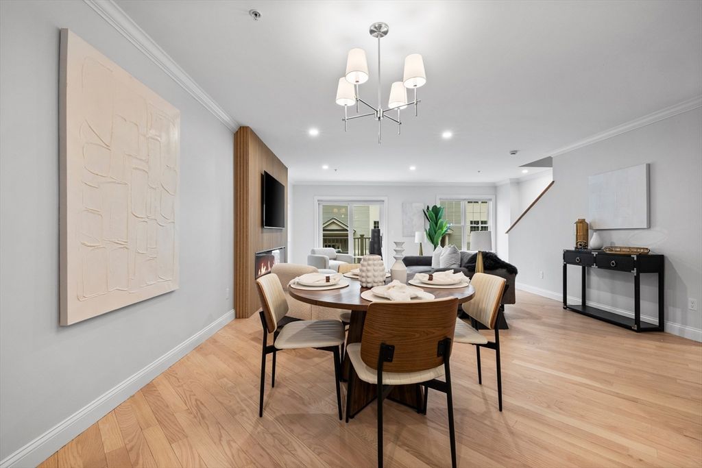 Chandelier, Dining room, Interior, Recessed Lighting, Wood Texture Flooring