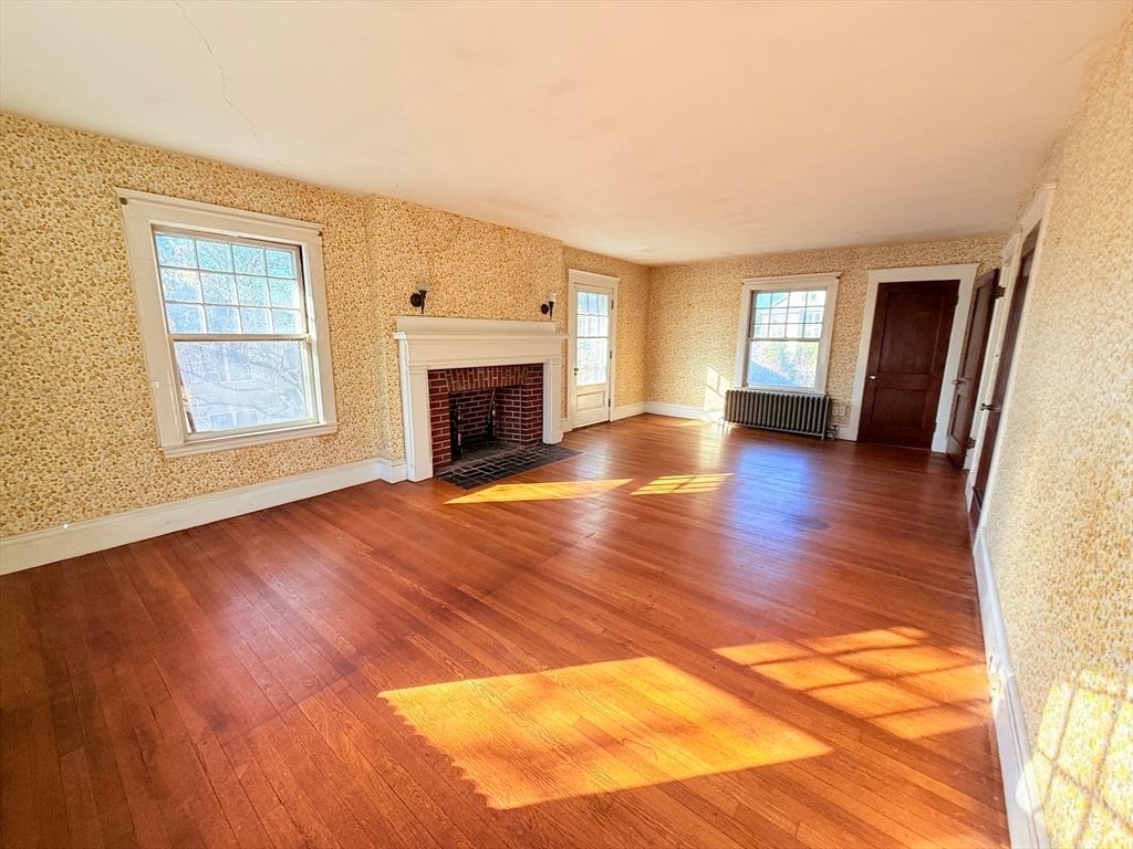 Empty room, Fireplace, Interior, Wood Texture Flooring