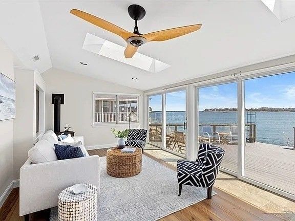 Interior, Living room, Recessed Lighting, Water, Wood Texture Flooring