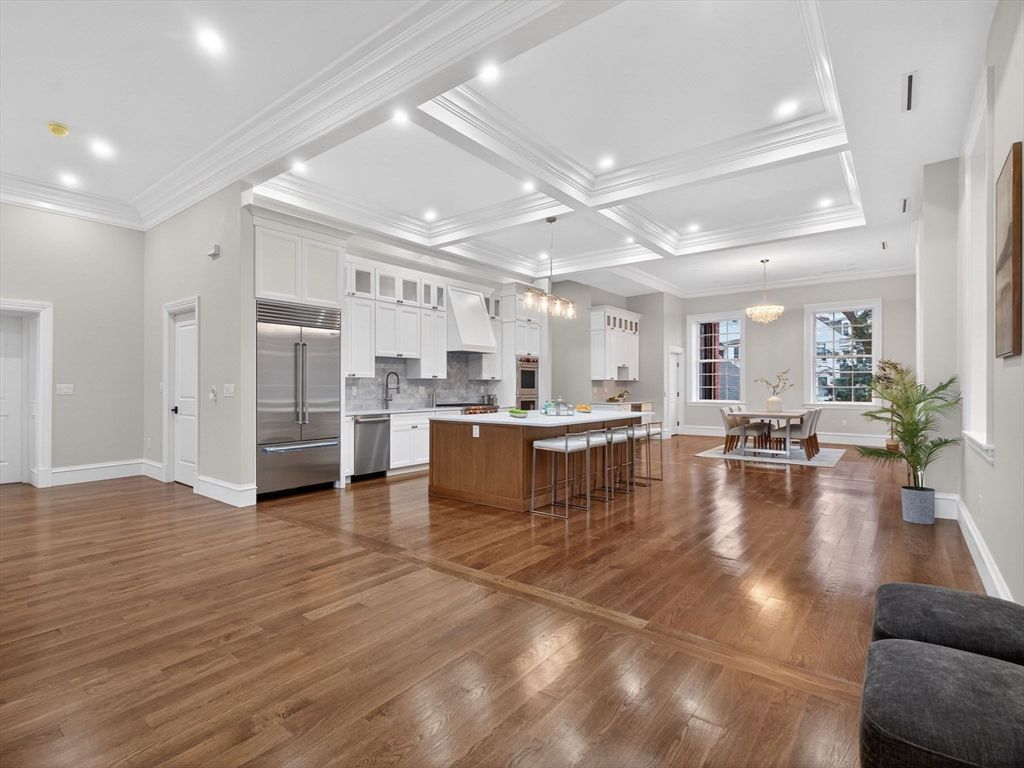 Chandelier, Dining room, Interior, Kitchen, Pendant Lights, Recessed Lighting, Stainless Steel Appliances, Wood Texture Flooring