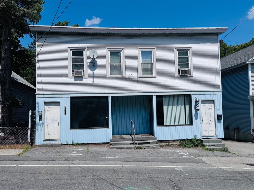 Exterior, Facade, Georgian