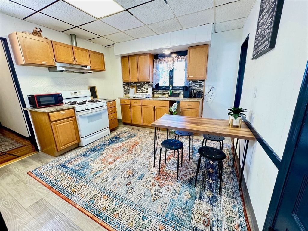 Interior, Kitchen, Wood Texture Flooring