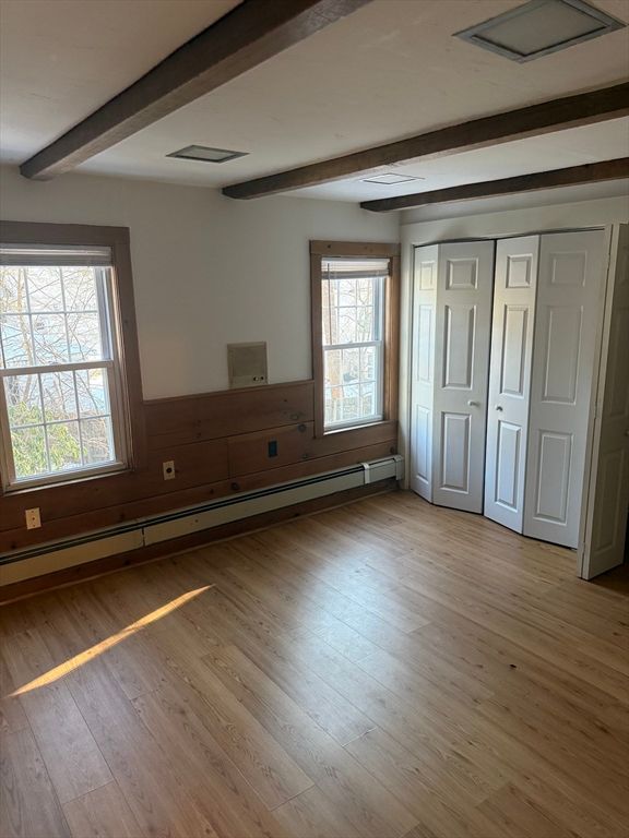 Empty room, Interior, Wooden Beams, Wood Texture Flooring