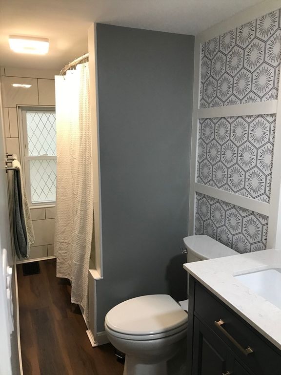 Bathroom, Interior, Wood Texture Flooring