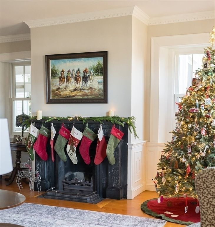 Chandelier, Fireplace, Interior, Wood Texture Flooring