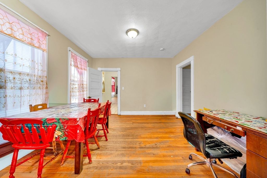 Dining room, Interior, Wood Texture Flooring