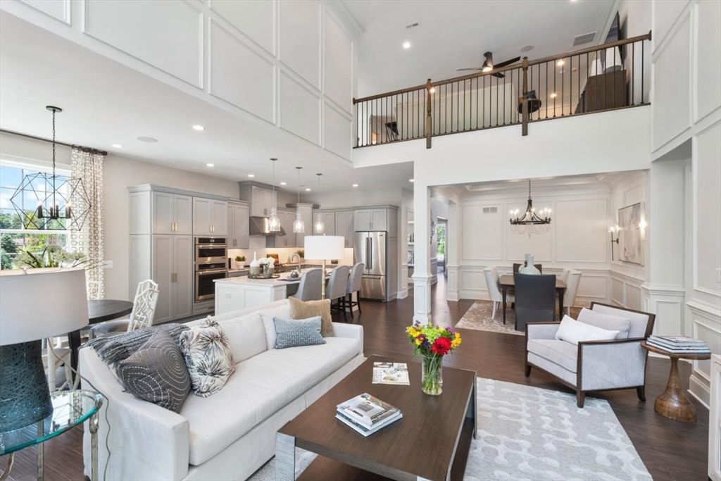 Chandelier, Dining room, Interior, Kitchen, Living room, Pendant Lights, Recessed Lighting, Stainless Steel Appliances, Wood Texture Flooring