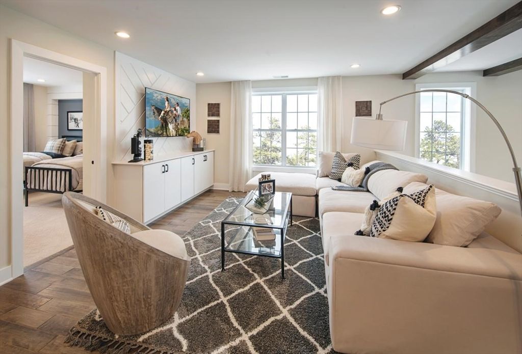 Interior, Living room, Recessed Lighting, Wood Texture Flooring