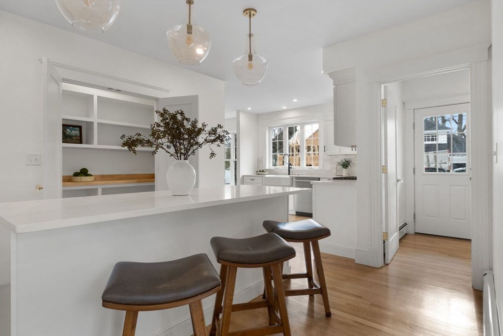 Interior, Kitchen, Pendant Lights, Recessed Lighting, Wood Texture Flooring