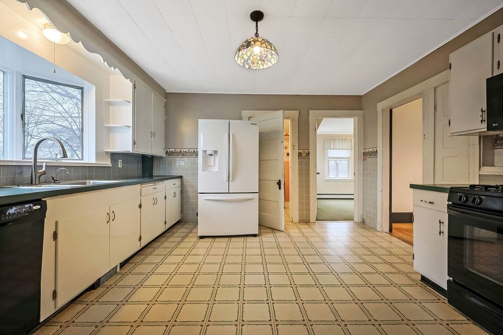 Interior, Kitchen, Pendant Lights