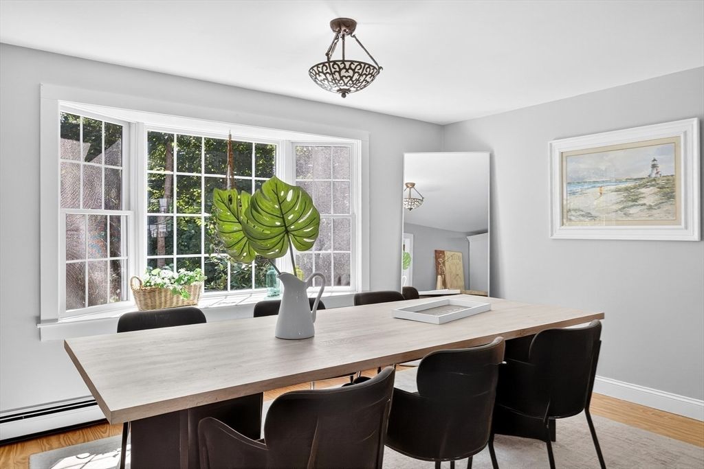 Dining room, Interior, Pendant Lights, Wood Texture Flooring