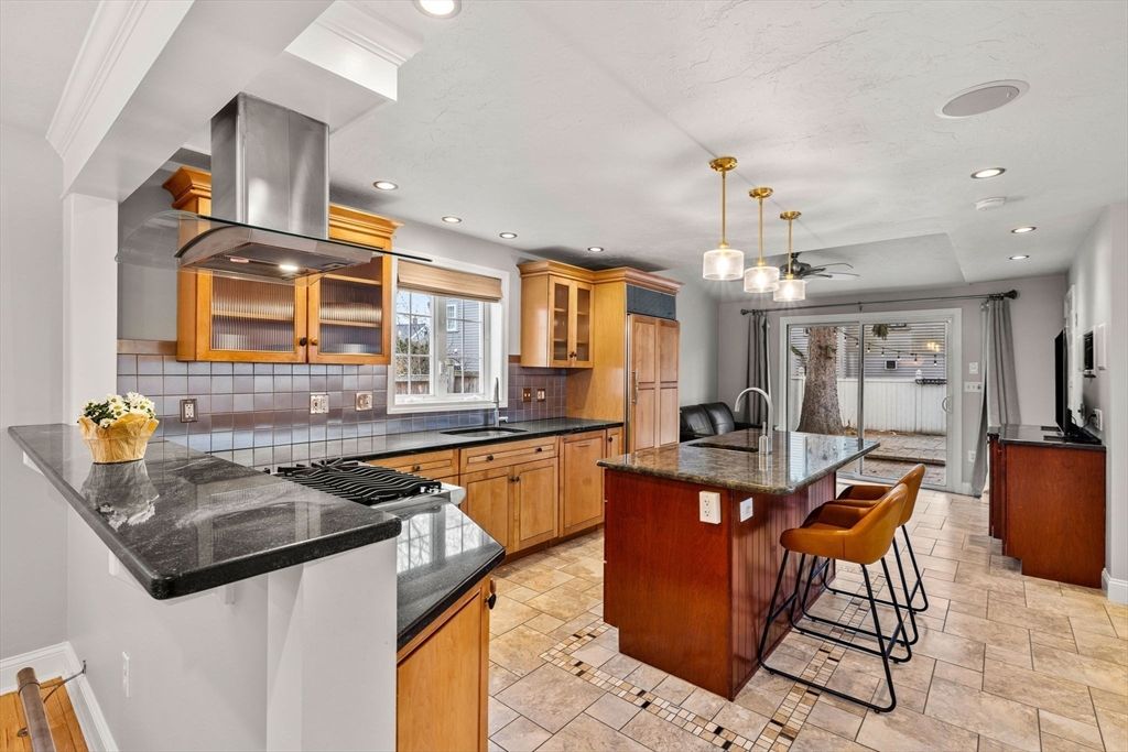 Interior, Kitchen, Pendant Lights, Recessed Lighting