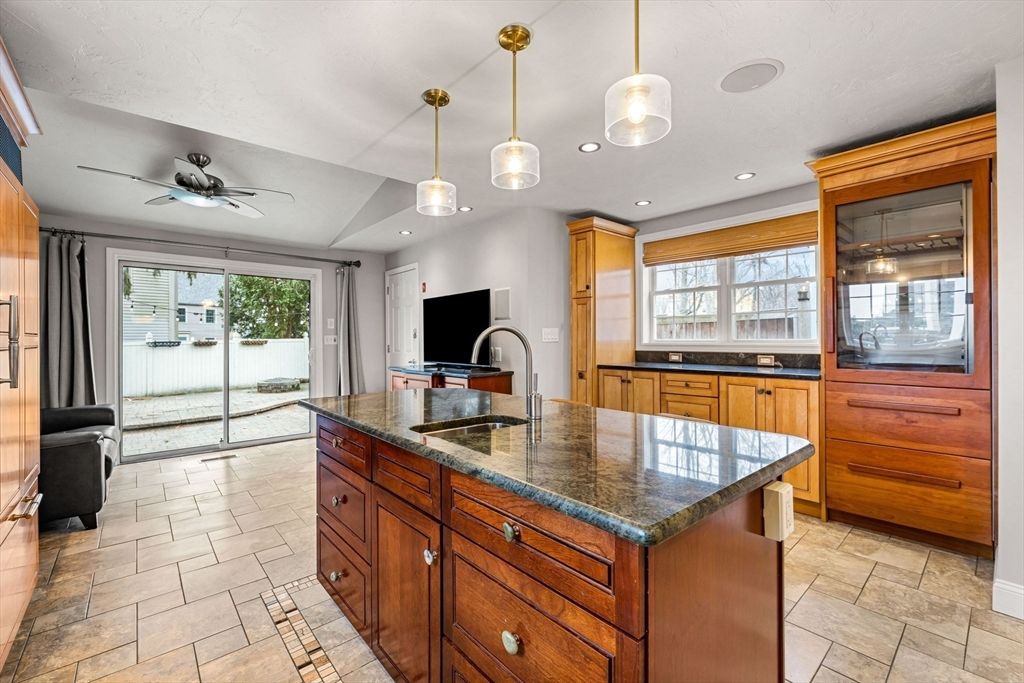 Interior, Kitchen, Pendant Lights, Recessed Lighting