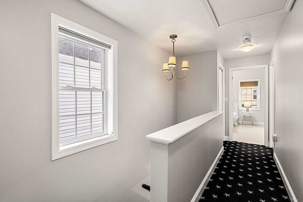 Chandelier, Interior