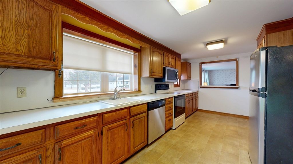 Interior, Kitchen, Stainless Steel Appliances