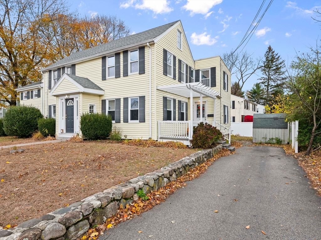 Exterior, Facade, Georgian