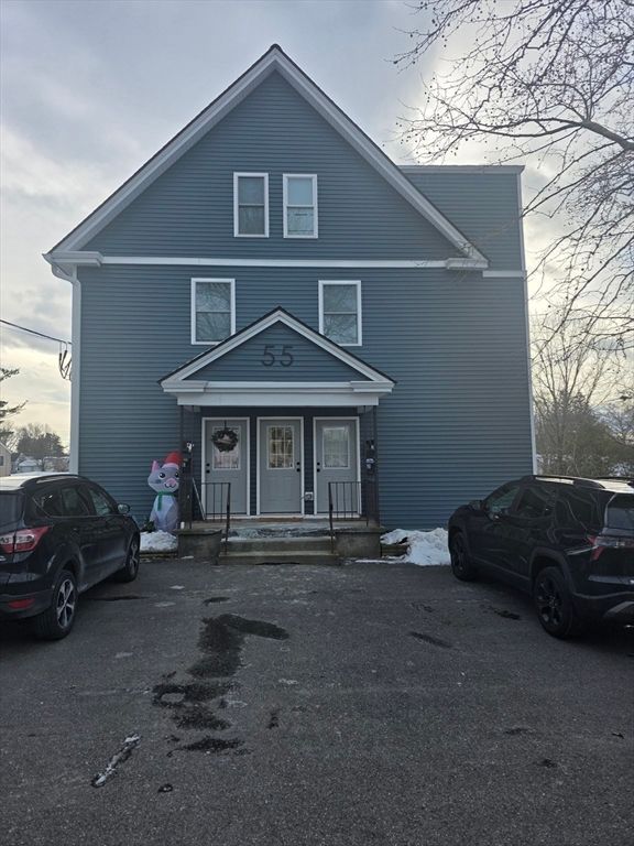 Exterior, Facade, Queen Anne Victorian
