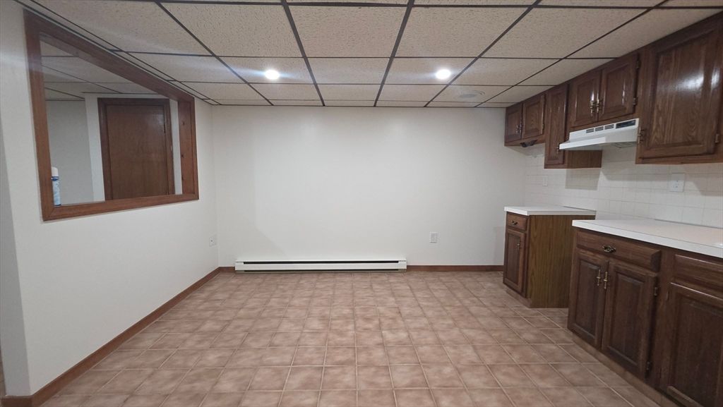 Empty room, Interior, Kitchen, Recessed Lighting