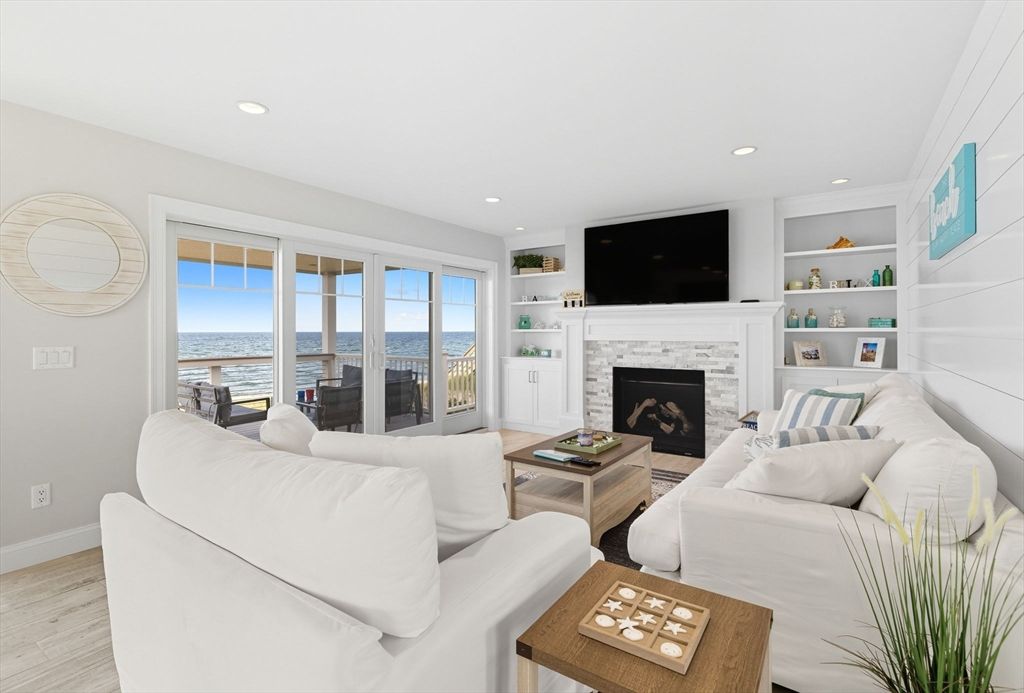 Fireplace, Interior, Living room, Recessed Lighting, Water, Wood Texture Flooring