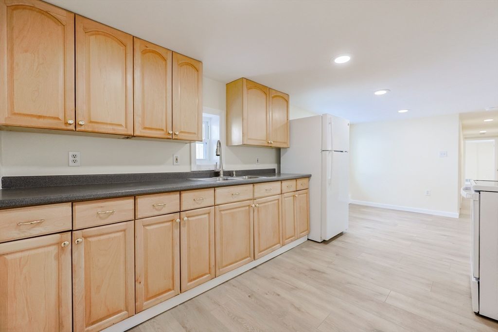 Interior, Kitchen, Recessed Lighting, Wood Texture Flooring