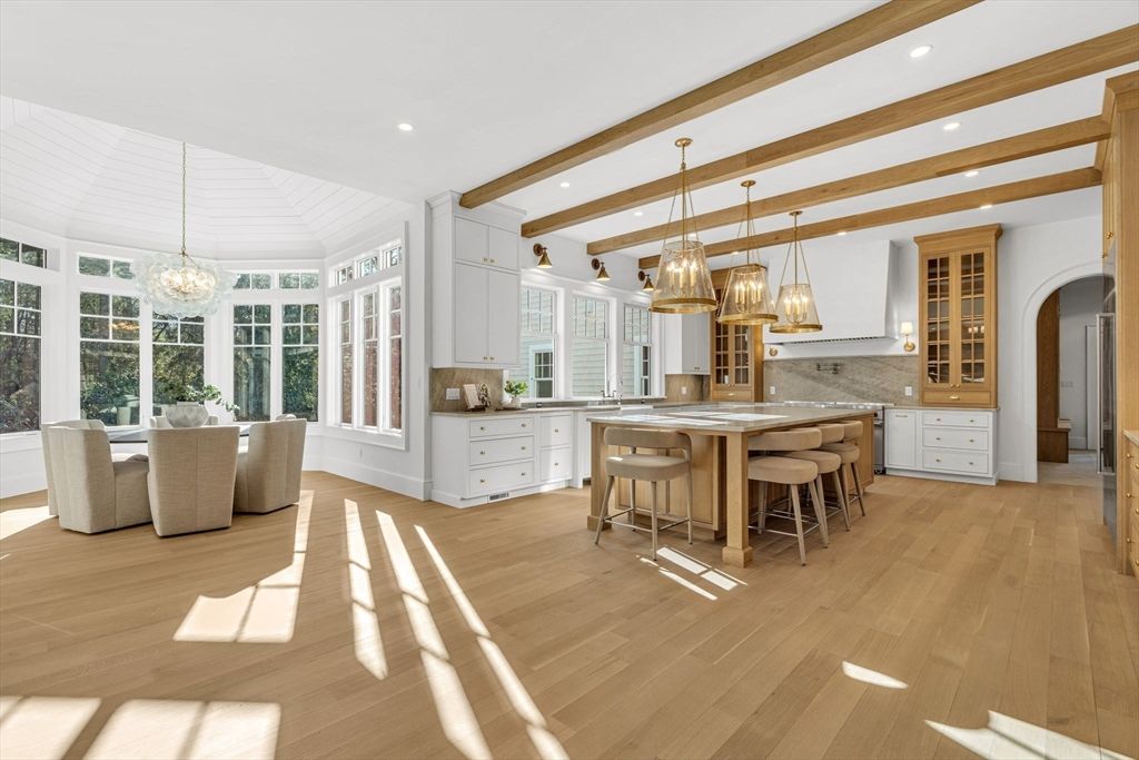 Chandelier, Dining room, Interior, Kitchen, Pendant Lights, Recessed Lighting, Wooden Beams, Wood Texture Flooring