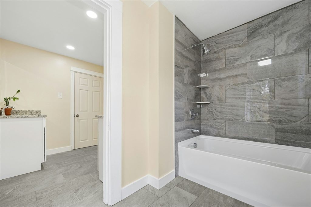 Bathroom, Interior, Marble Walls, Recessed Lighting