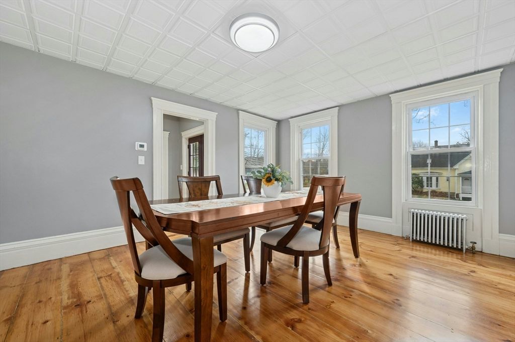 Dining room, Interior, Wood Texture Flooring