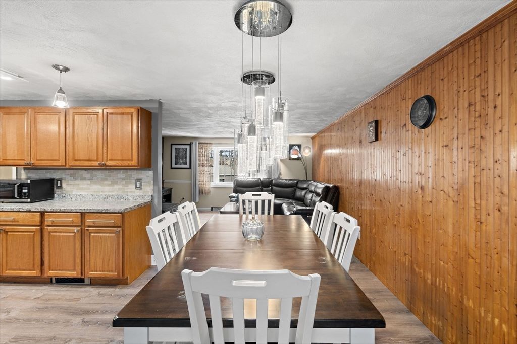 Dining room, Interior, Kitchen, Pendant Lights, Wood Texture Flooring, Wooden Walls