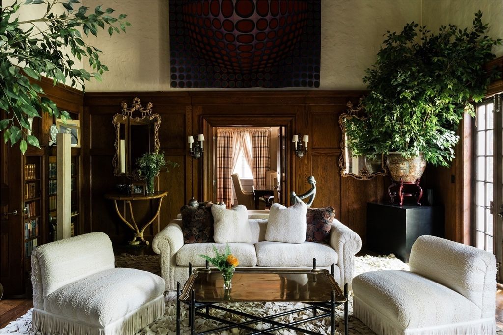 Interior, Living room