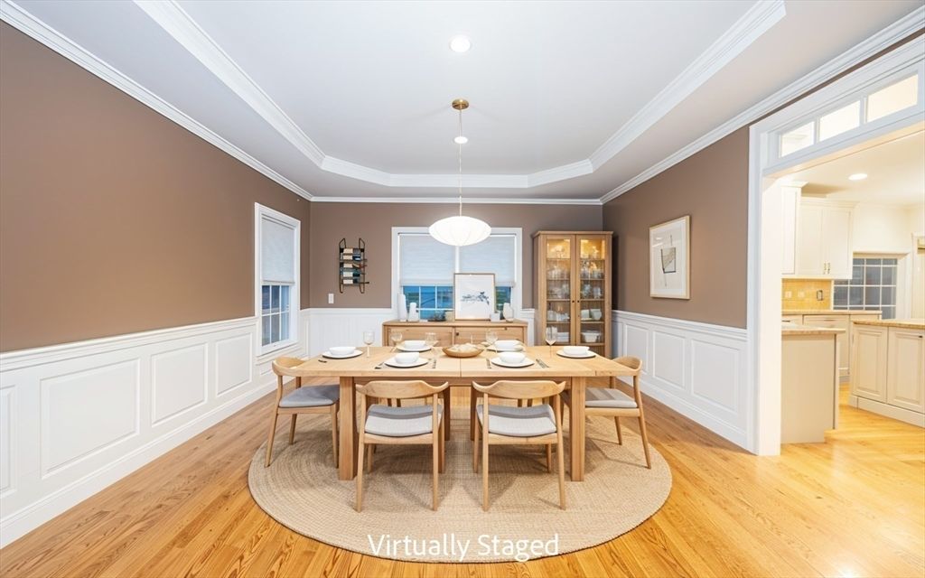 Dining room, Interior, Pendant Lights, Recessed Lighting, Wood Texture Flooring