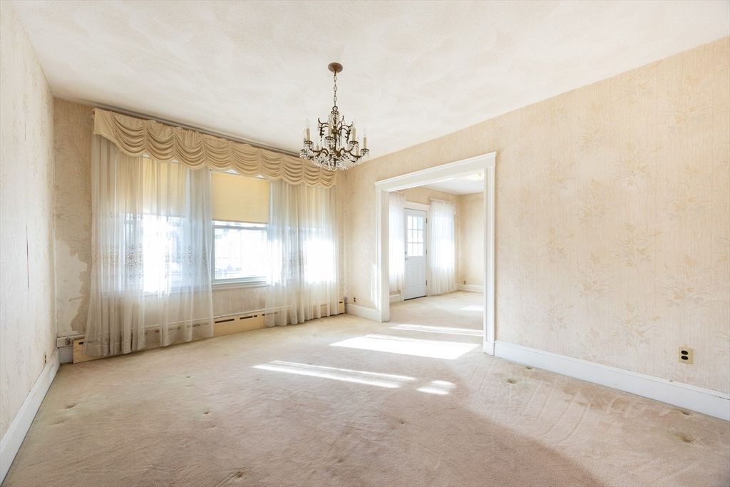 Chandelier, Empty room, Interior