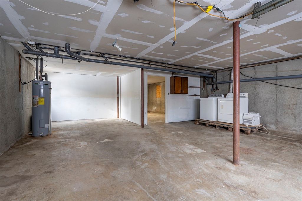Garage, Interior, Washer