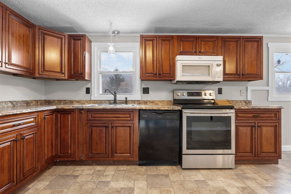 Interior, Kitchen, Pendant Lights