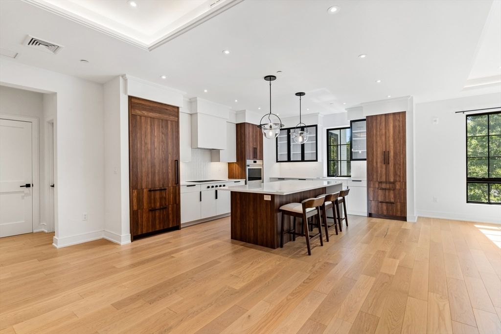 Interior, Kitchen, Pendant Lights, Recessed Lighting, Wood Texture Flooring