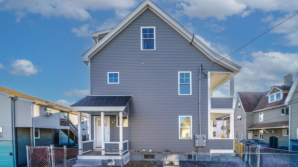 Exterior, Facade, Queen Anne Victorian