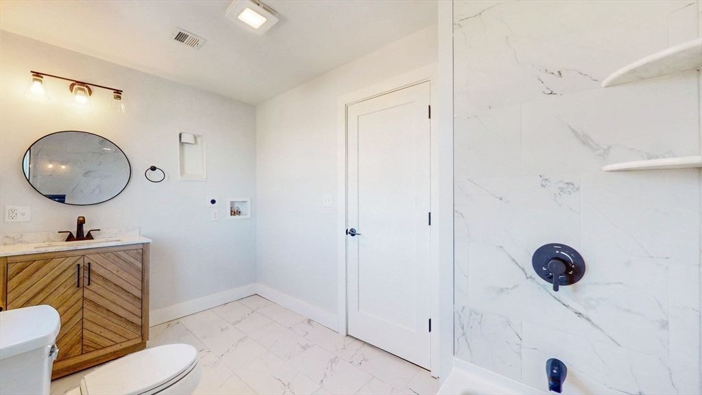 Bathroom, Interior, Marble, Marble Walls