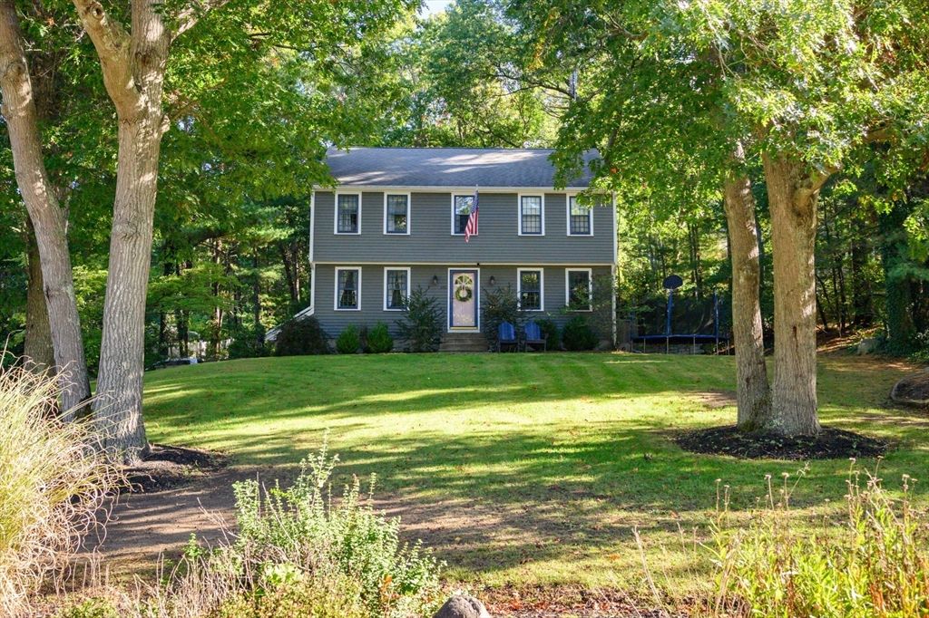 Backyard, Exterior, Facade, Georgian