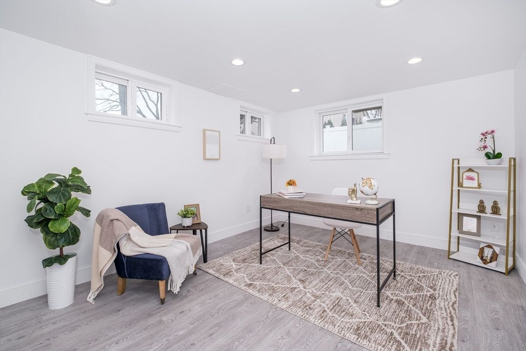 Home Office, Interior, Recessed Lighting, Wood Texture Flooring