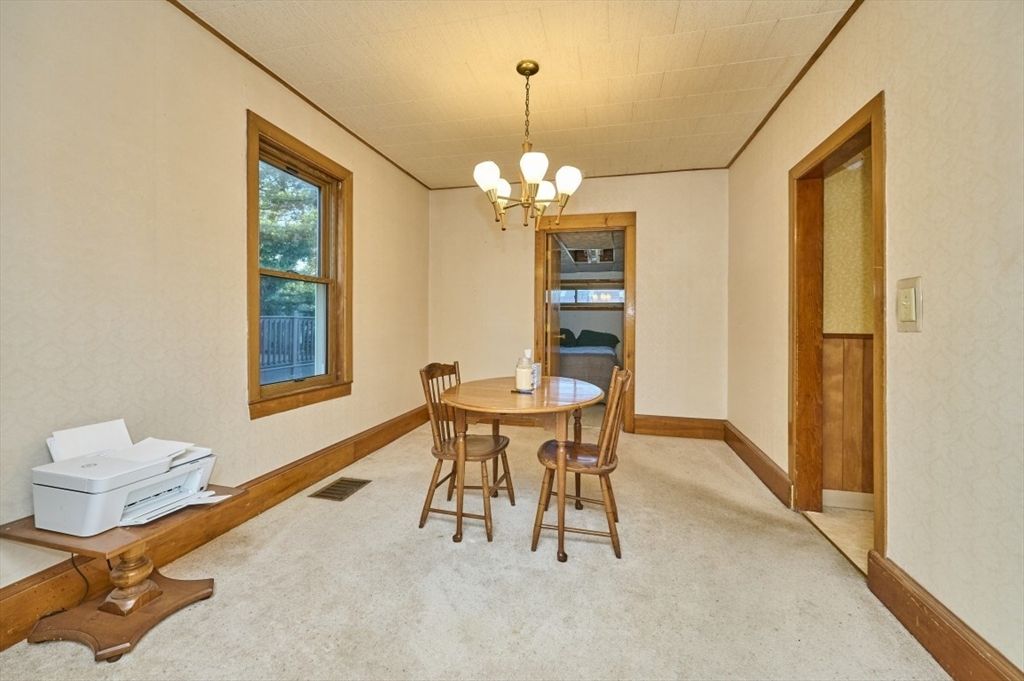 Chandelier, Dining room, Interior