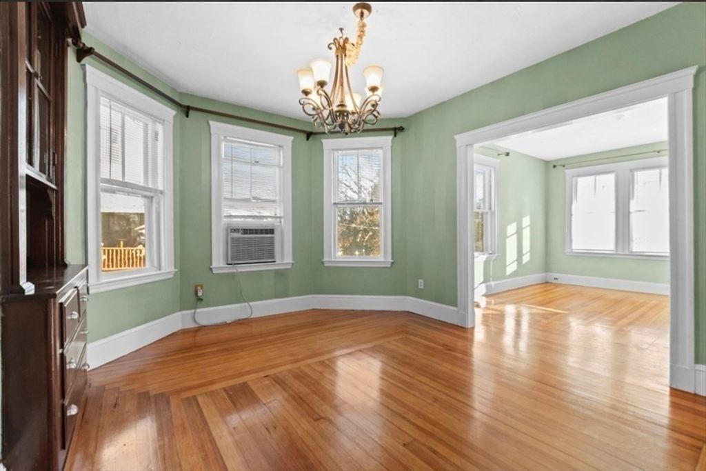 Chandelier, Empty room, Interior, Wood Texture Flooring