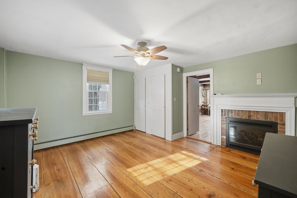 Empty room, Fireplace, Interior, Wood Texture Flooring