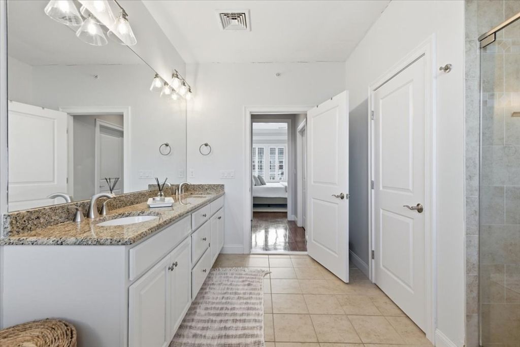 Bathroom, Bedroom, Dual Sink Vanities, Glass Shower, Interior